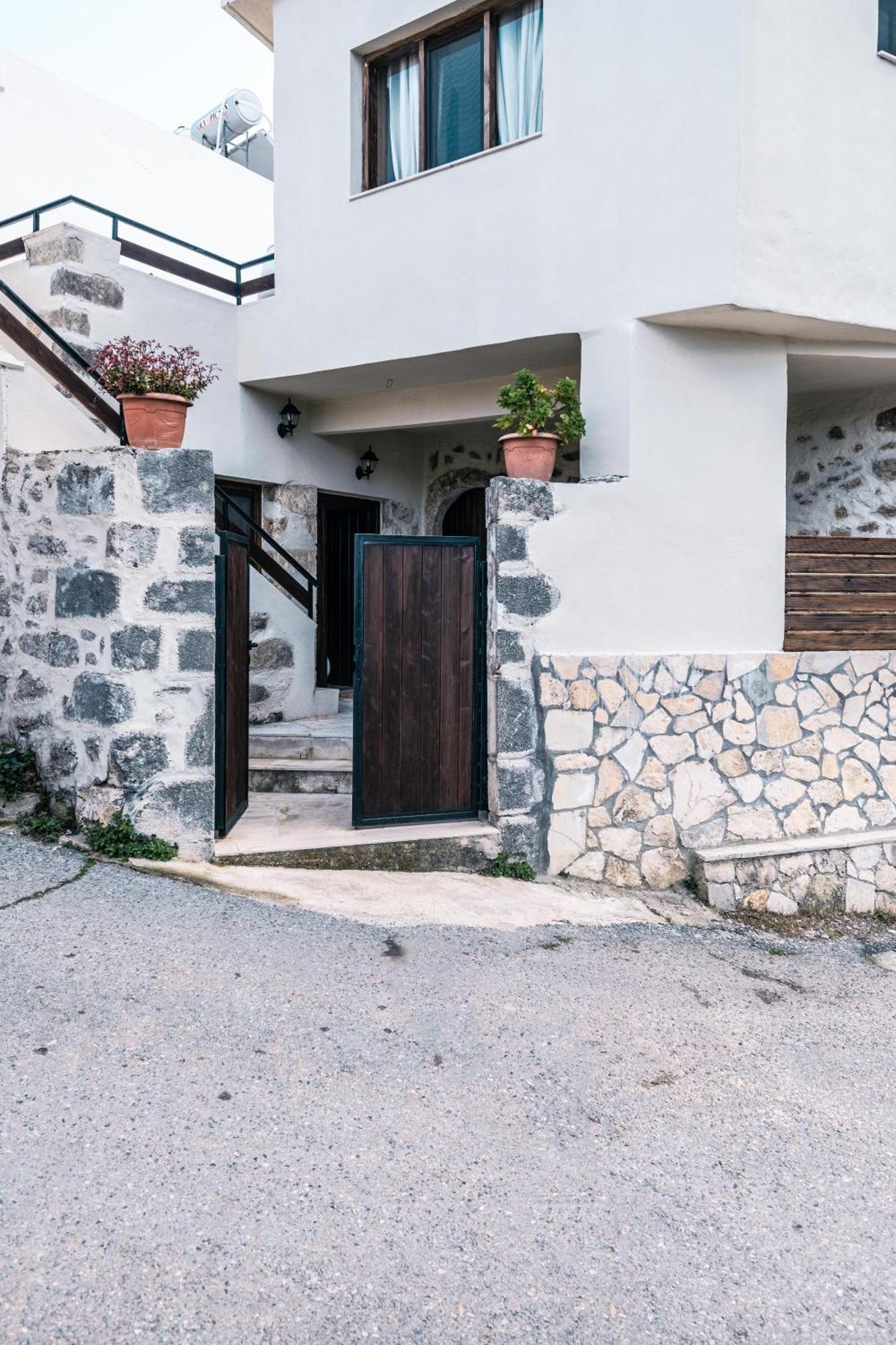 To Patriko Vila Kournás Exterior foto